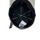 Boné Fitted Oakley Basic - Cor Cinza e Bege  Logo Bege