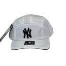 Boné Casual New York Yankees Basic Two - Cor Branco  Logo Preto
