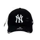 Boné Destroyed New York Yankees - Cor Preto  Logo Branco