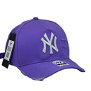 Boné Destroyed New York Yankees - Cor Roxa  Logo Branco