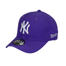 Boné Casual New York Yankees - Cor Roxo  Logo Branco