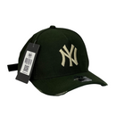 Boné Destroyed New York Yankees - Cor Verde Militar  Logo Dourado
