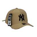 Boné Destroyed New York Yankees - Cor Marrom  Logo Preto