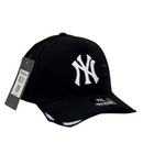 Boné Destroyed New York Yankees - Cor Preto  Logo Branco