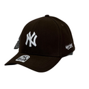 Boné Urbano New York Yankees - Cor Marrom  Logo Branco