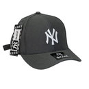 Boné Urbano New York Yankees Basic One - Logo Branco