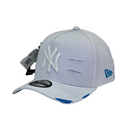 Boné Destroyed New York Yankees - Cor Branco e Azul Logo Branco
