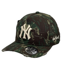 Boné Destroyed New York Yankees - Cor Camuflado  Logo Gelo