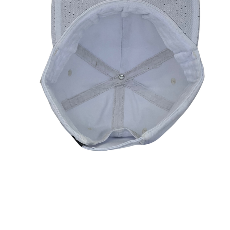 Boné Casual California West Coast - Cor Branco  Logo Preto