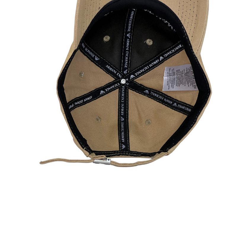 Boné Casual Emporio Armani GRIFE - Cor Bege  Logo Preto e Branco