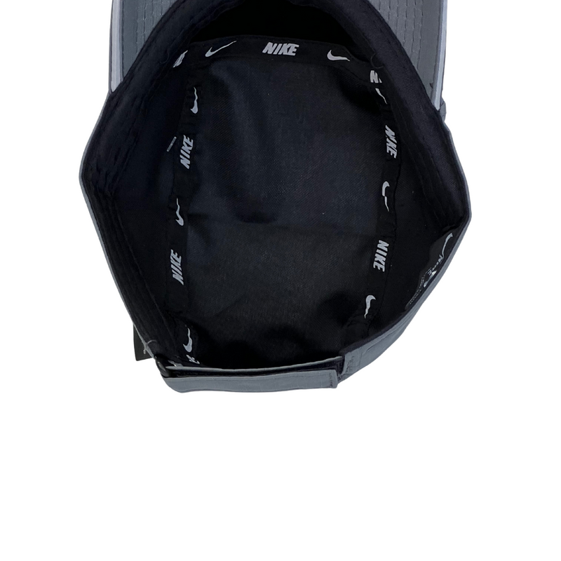 Boné  Casual Nike Basic Two - Cor Cinza  Logo Branco