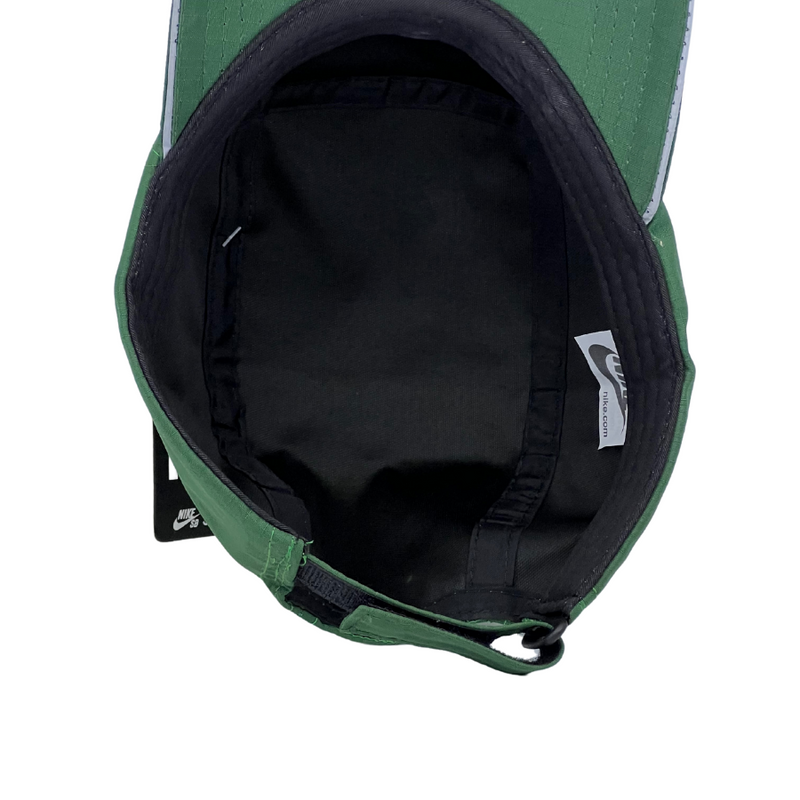 Boné Casual Nike Sk8 - Cor Verde  Logo Cinza