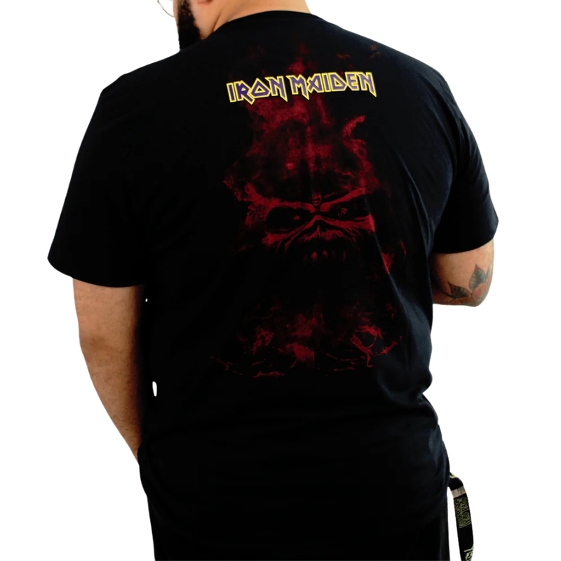Camiseta Manga Curta Iron Maiden - The Seventh Son Flames