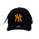 Boné Destroyed New York Yankees - Cor Preto  Logo Laranja