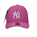 Boné Destroyed New York Yankees - Cor Rosa  Logo Branco