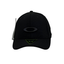 Boné Fitted Oakley Basic - Cor Preto  Logo Preto