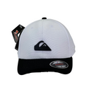 Boné Fitted QuikSilver Basic - Cor Branco  Logo Preto