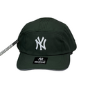 Boné Casual New York Yankees Basic Two - Cor Verde Escuro  Logo Branco