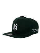Boné Aba Reta New York Yankees Basic - Cor Verde Militar Logo Branco