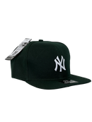 Boné Aba Reta New York Yankees Basic - Cor Verde Militar Logo Branco