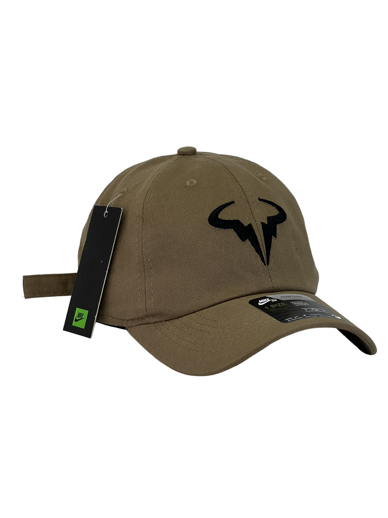 Boné Casual Nike Nadal - Cor Marrom Logo Preto