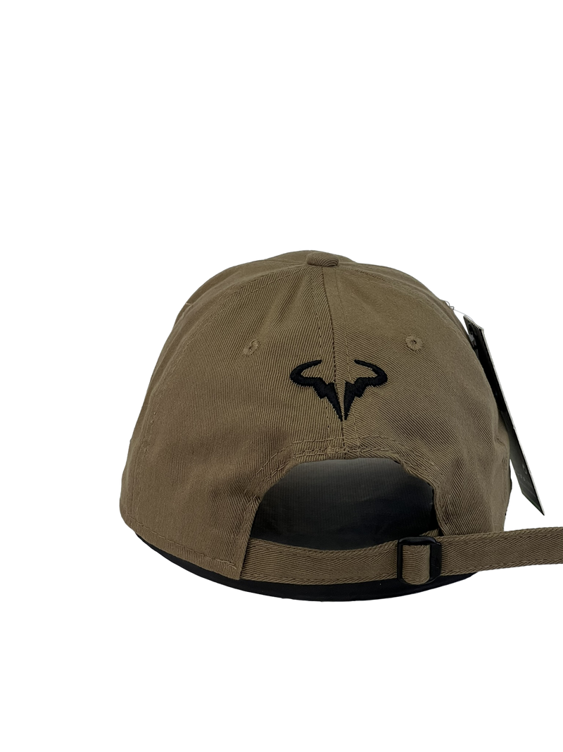 Boné Casual Nike Nadal - Cor Marrom Logo Preto