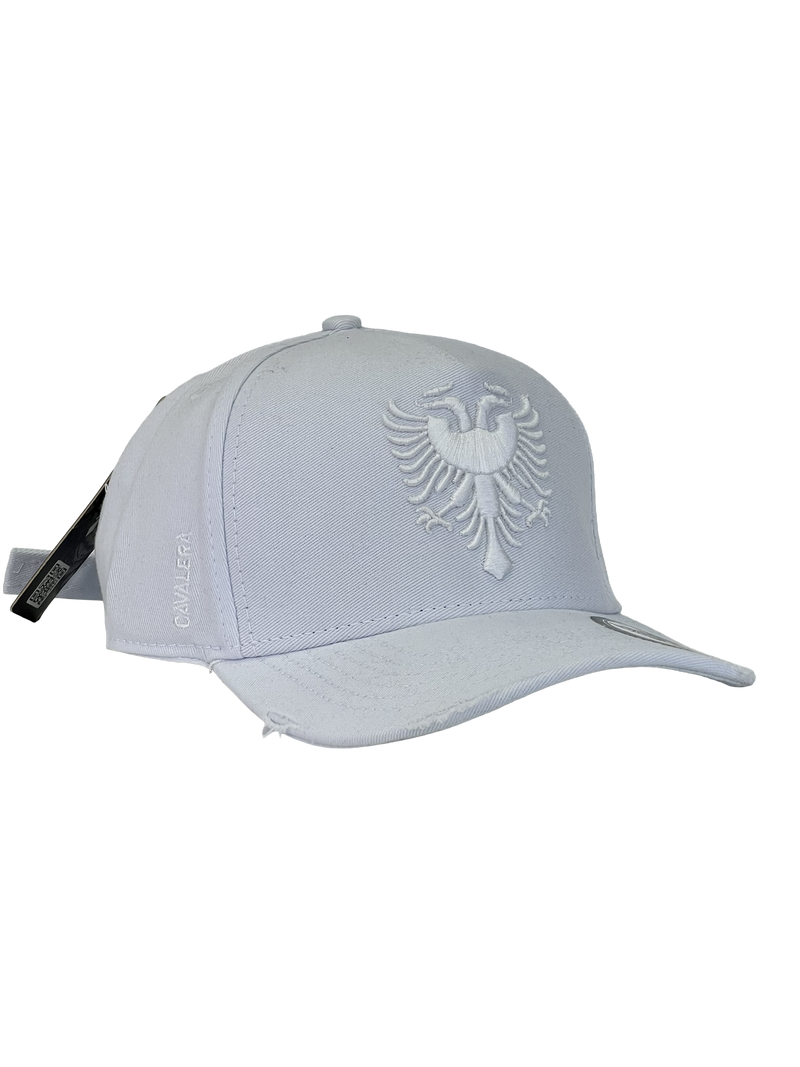 Boné Destroyed Cavalera BIG - Cor Branco Logo Branco