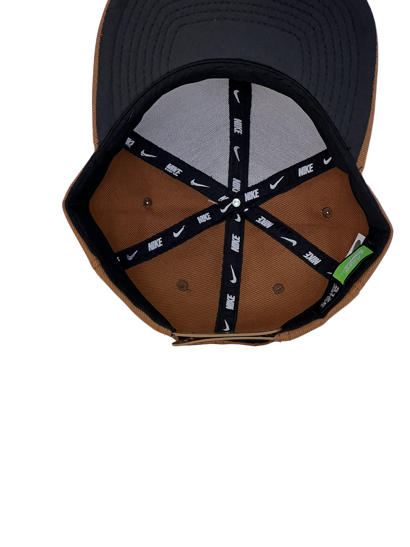 Boné Aba Reta Nike Letter & Logo - Cor Marrom Logo Preto