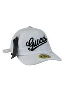 Boné Casual Gucci BIG - Cor Branco Logo Preto