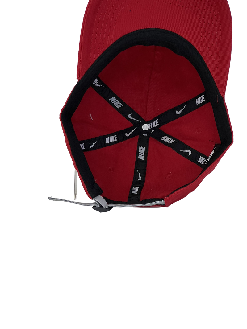 Boné Casual Nike BIG Transluc - Cor Vermelho Logo Branco