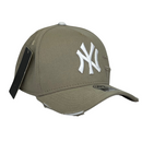 Boné Destroyed New York Yankees - Cor Bege  Logo Branco