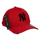Boné Destroyed New York Yankees - Cor Vermelho  Logo Preto