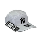 Boné Casual New York Yankees Basic Two - Cor Branco  Logo Preto