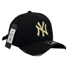 Boné Destroyed New York Yankees - Cor Preto  Logo Amarelo