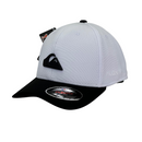Boné Fitted QuikSilver Basic - Cor Branco  Logo Preto