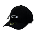 Boné Fitted Oakley - Cor Preto  Logo Prata