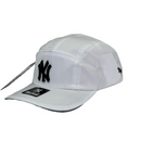 Boné Casual New York Yankees Basic Two - Cor Branco  Logo Preto