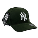 Boné Destroyed New York Yankees - Cor Verde Escuro  Logo Branco