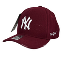 Boné Destroyed New York Yankees - Cor Vinho  Logo Branco