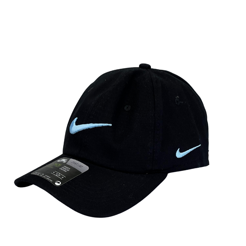 Boné Casual Nike BIG - Cor Preto  Logo Azul Bebe
