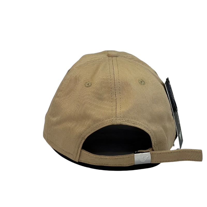 Boné Casual Emporio Armani GRIFE - Cor Bege  Logo Preto e Branco