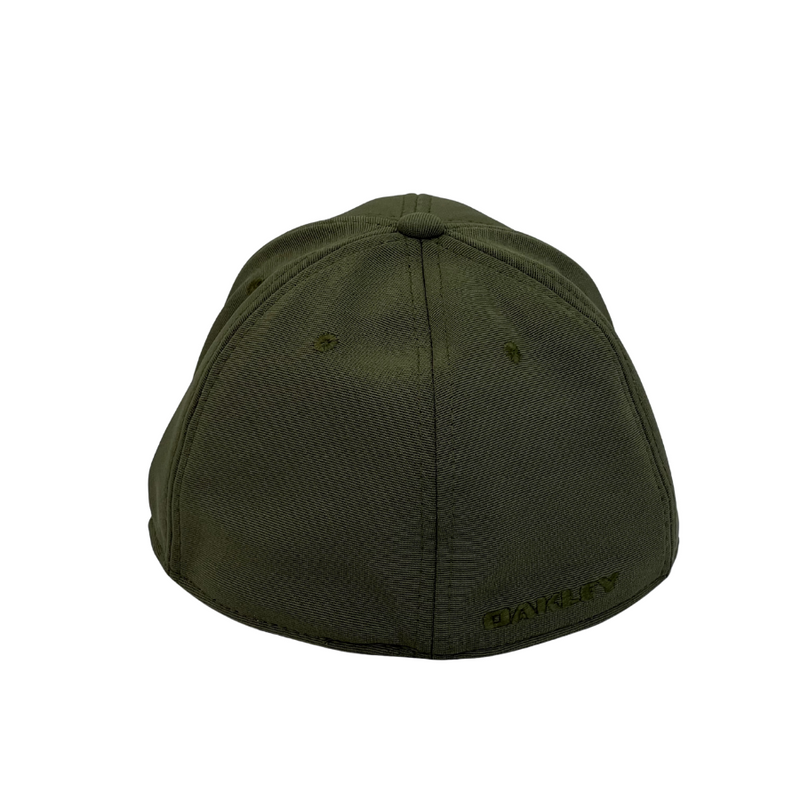 Boné Fitted Oakley Basic - Cor Verde Militar  Logo Verde Militar